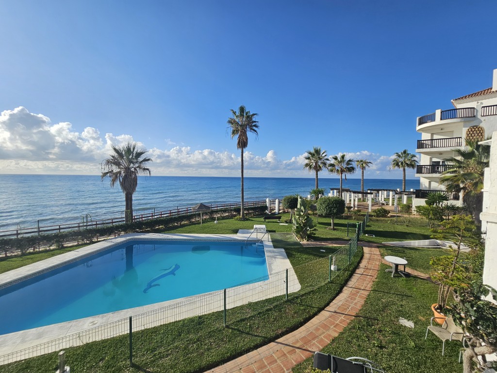 2 Bed, 2 Bath, ApartmentFor Sale, Calahonda, Malaga