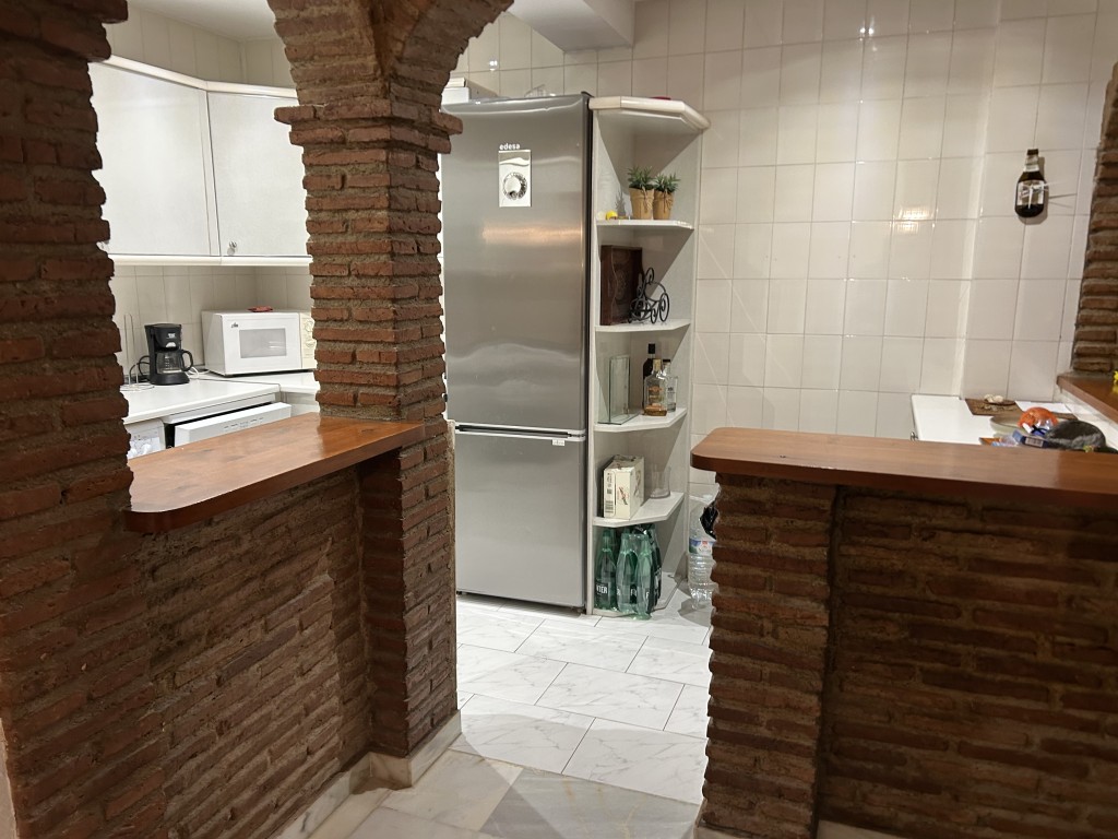 3 Bed, 2 Bath, ApartmentFor Sale, Calahonda, Malaga