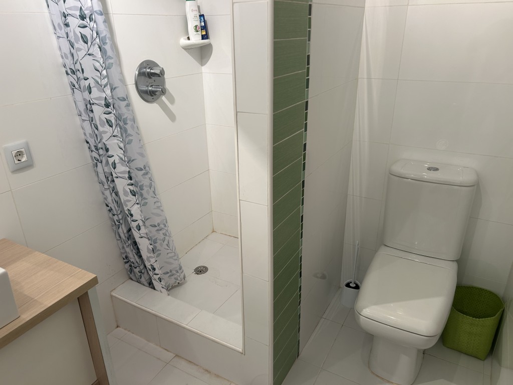 3 Bed, 2 Bath, ApartmentFor Sale, Calahonda, Malaga