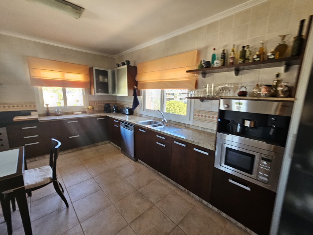 6 Bed, 7 Bath, HouseFor Sale, Marbella, Malaga