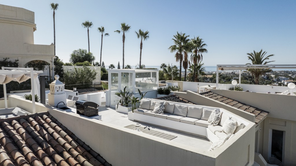 3 Bed, 2 Bath, HouseFor Sale, Benahavis, Malaga