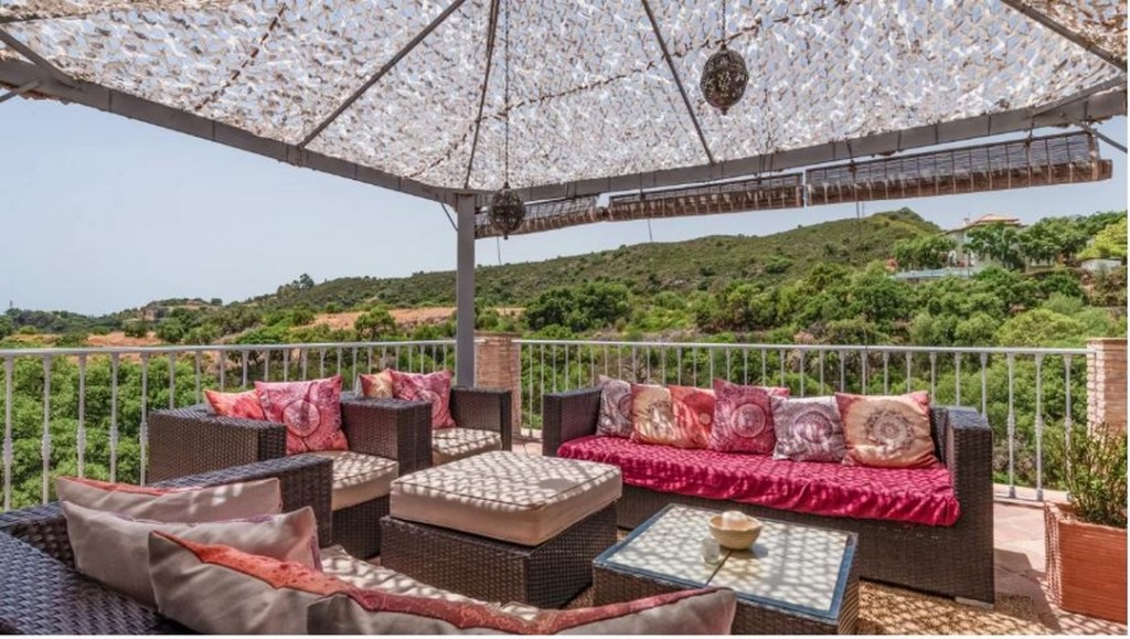 3 Bed, 3 Bath, HouseFor Sale, Estepona, Malaga