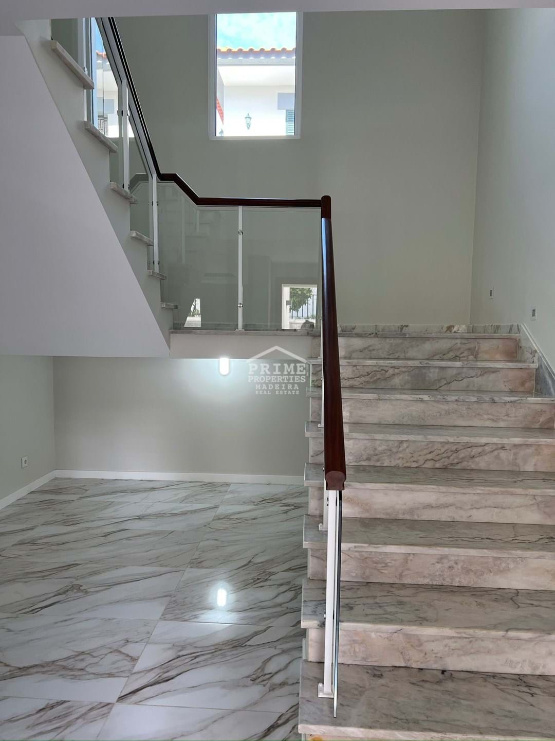 4 Bed, 3 Bath, HouseFor Sale, Funchal, Ilha da Madeira, 9060-011