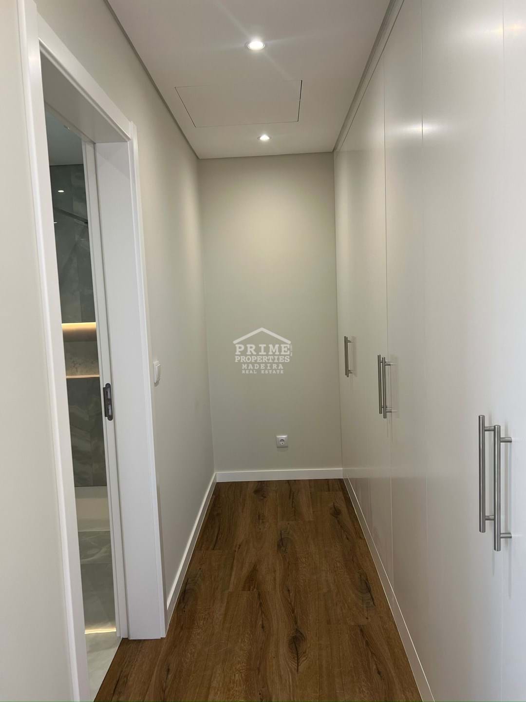 4 Bed, 3 Bath, HouseFor Sale, Funchal, Ilha da Madeira, 9060-011