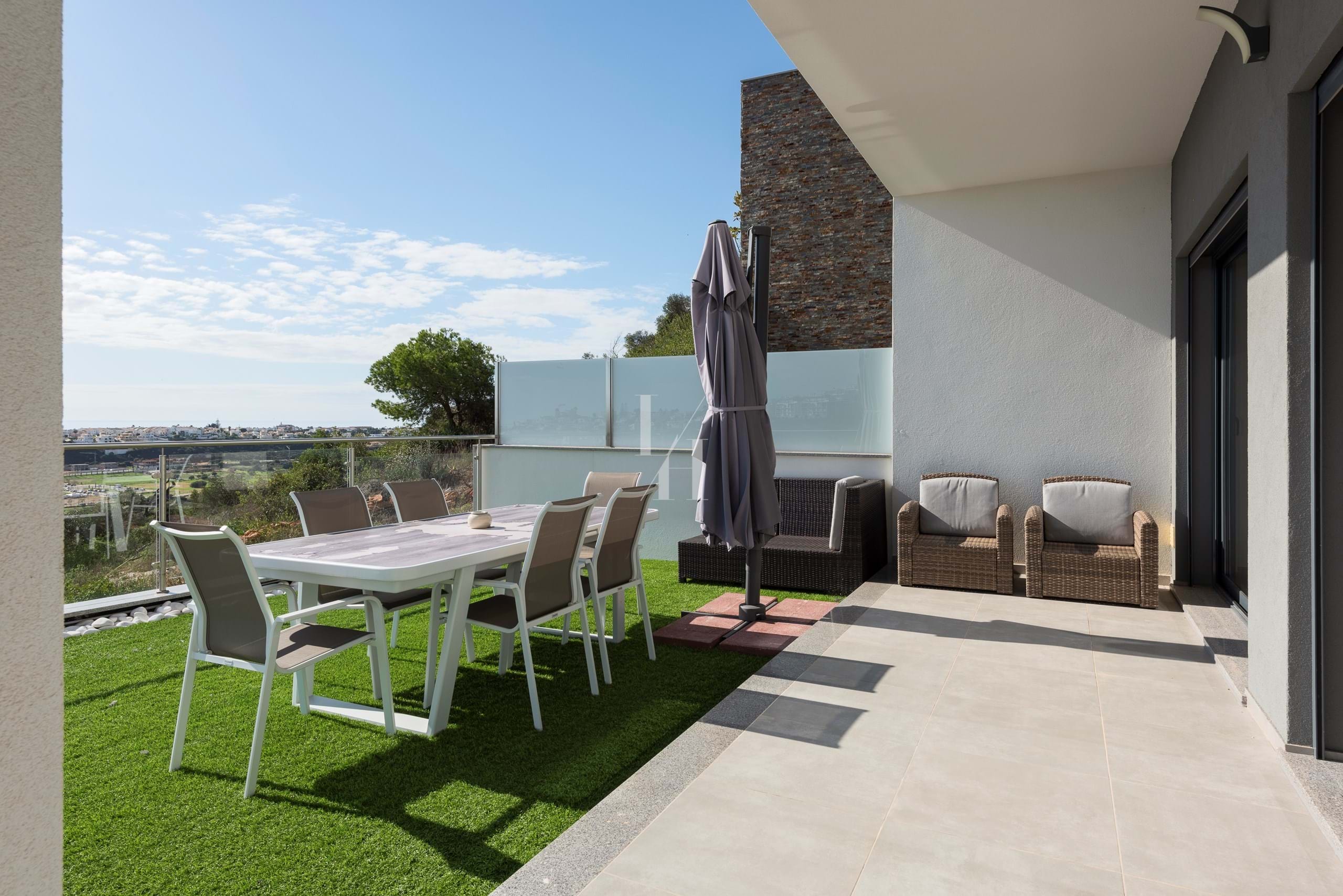 3 Bed, 2 Bath, ApartmentFor Sale, Albufeira, Faro, 8200-042