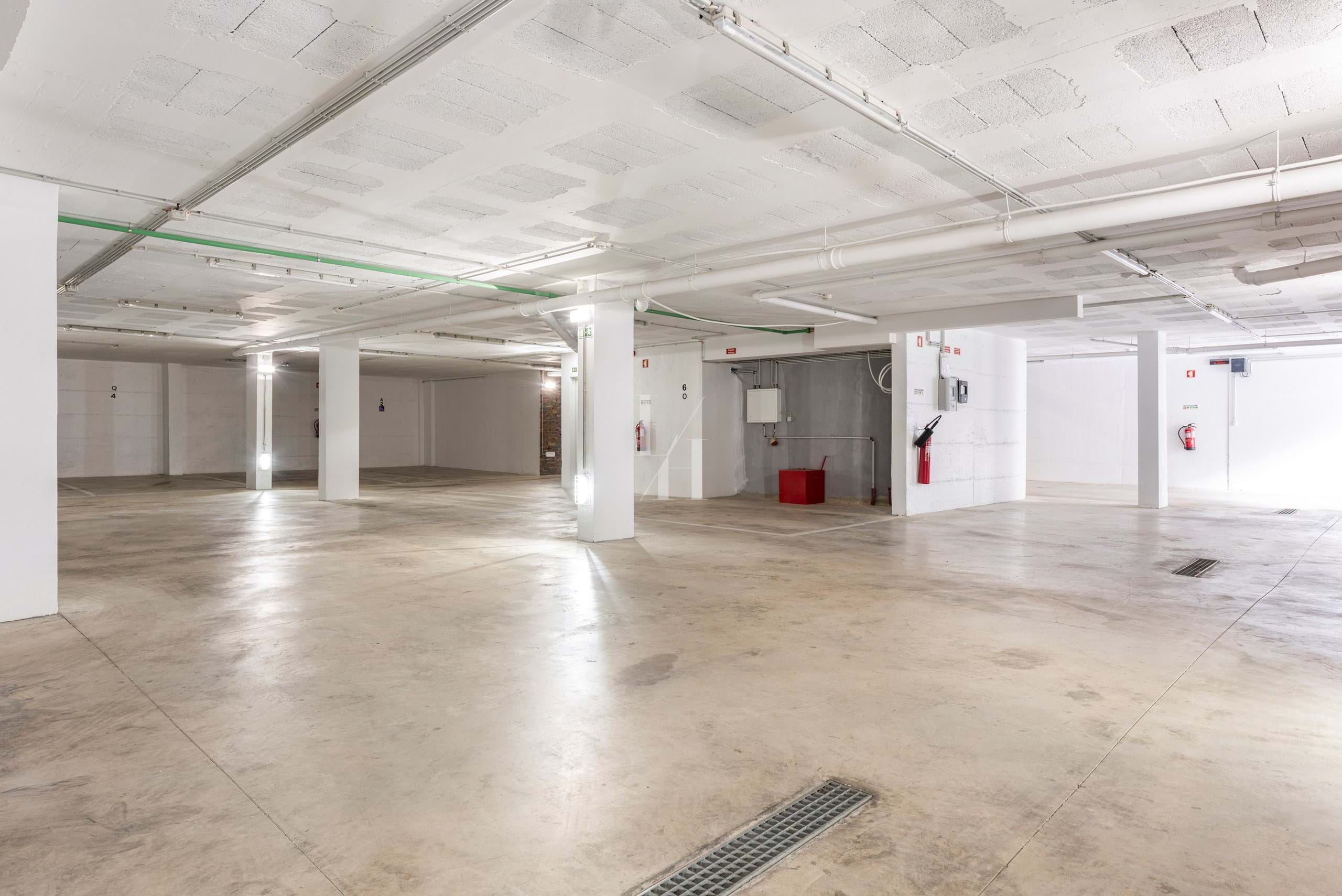 3 Bed, 2 Bath, ApartmentFor Sale, Albufeira, Faro, 8200-042