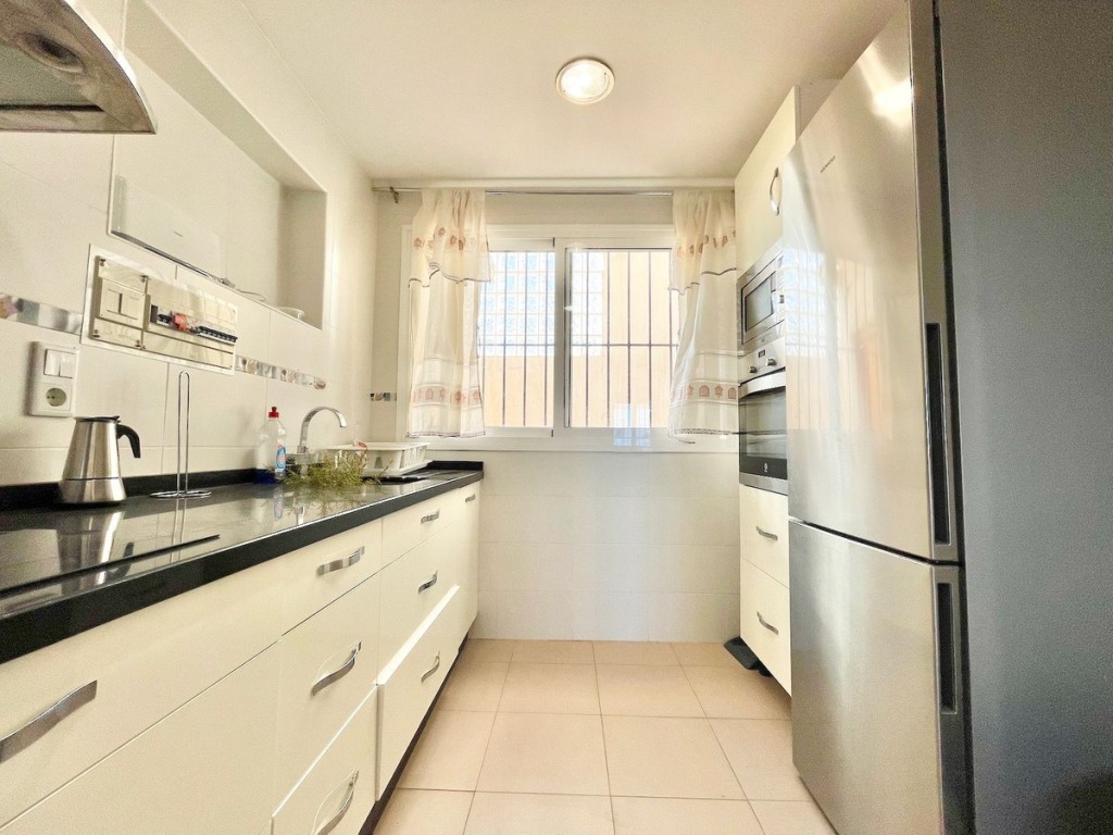 5 Bed, 2 Bath, HouseFor Sale, Fuengirola, Malaga