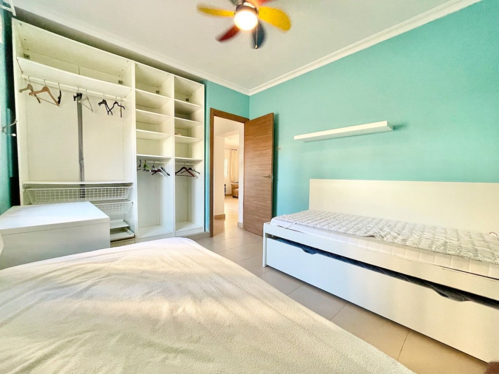 5 Bed, 2 Bath, HouseFor Sale, Fuengirola, Malaga