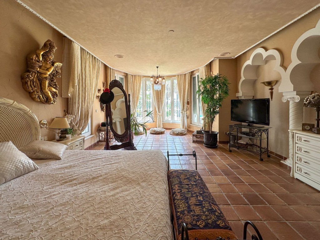 9 Bed, 7 Bath, HouseFor Sale, Mijas Costa, Malaga