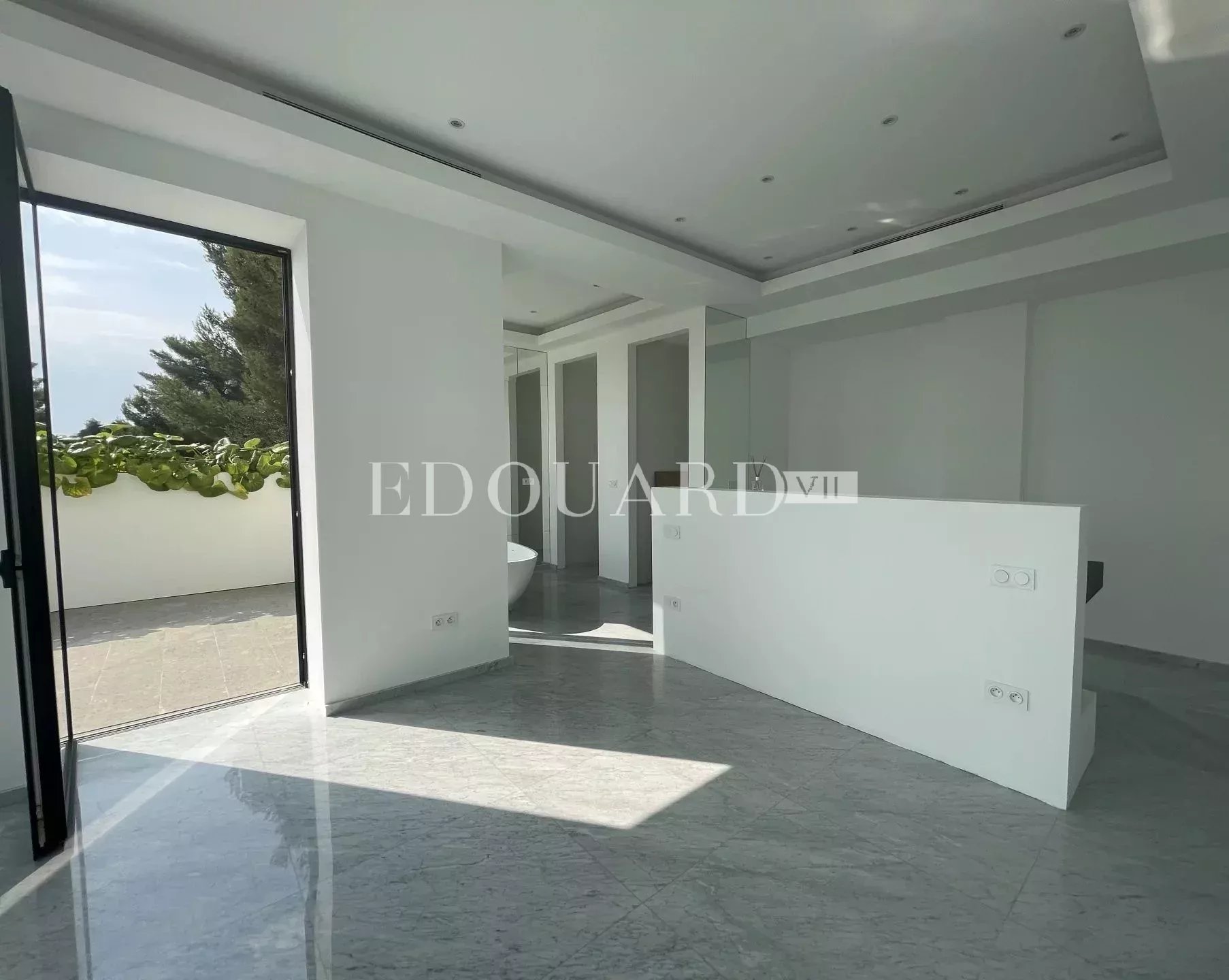 4 Bed, 3 Bath, HouseFor Sale, Roquebrune-Cap-Martin, Alpes-Maritimes