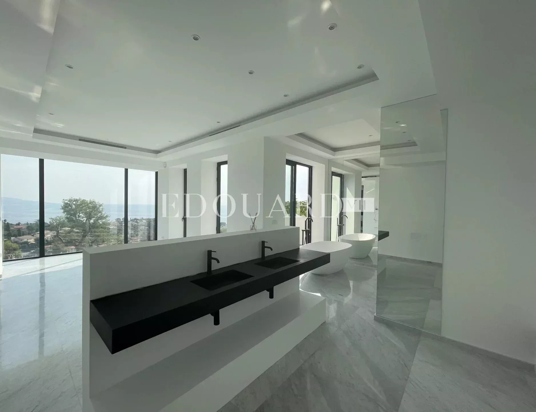 4 Bed, 3 Bath, HouseFor Sale, Roquebrune-Cap-Martin, Alpes-Maritimes