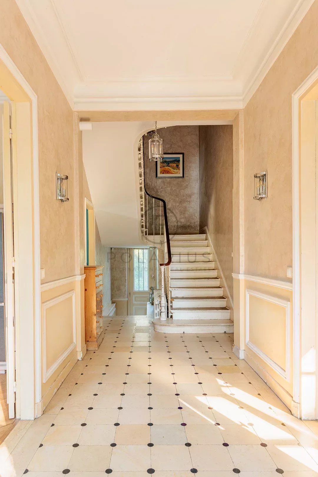 9 Bed, 5 Bath, HouseFor Sale, Évry, Essonne