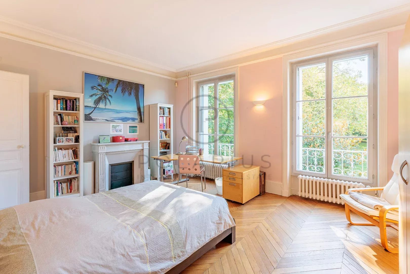 9 Bed, 5 Bath, HouseFor Sale, Évry, Essonne