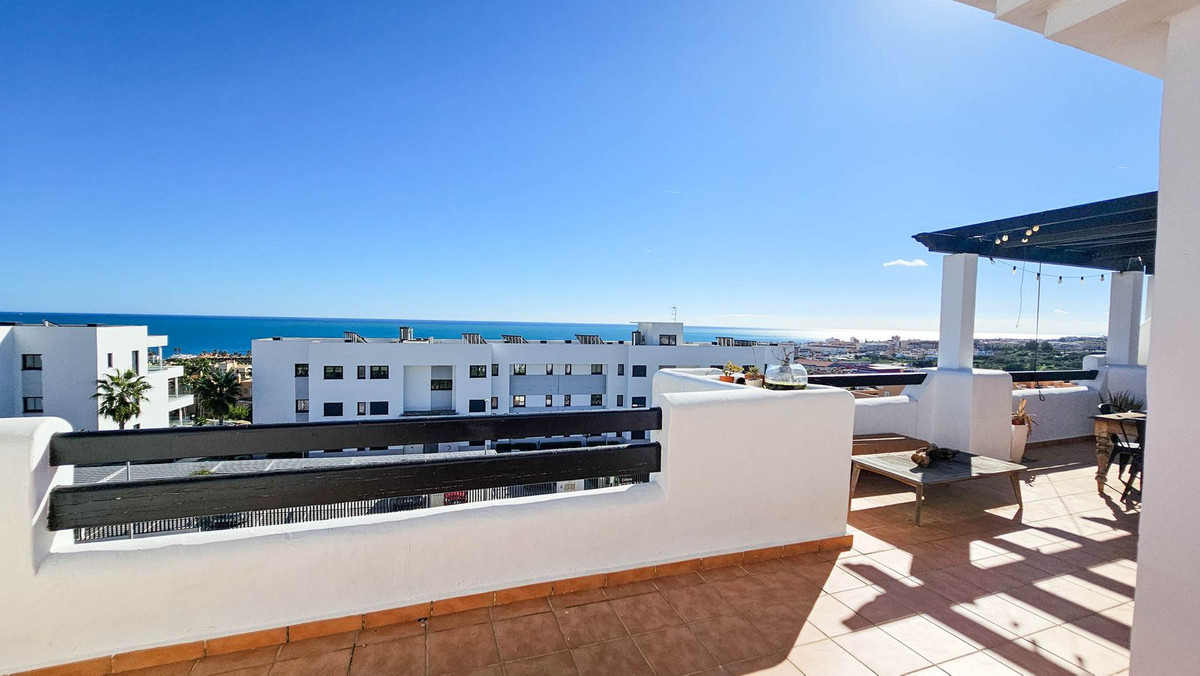 3 Bed, 2 Bath, ApartmentFor Sale, Casares Playa, Malaga