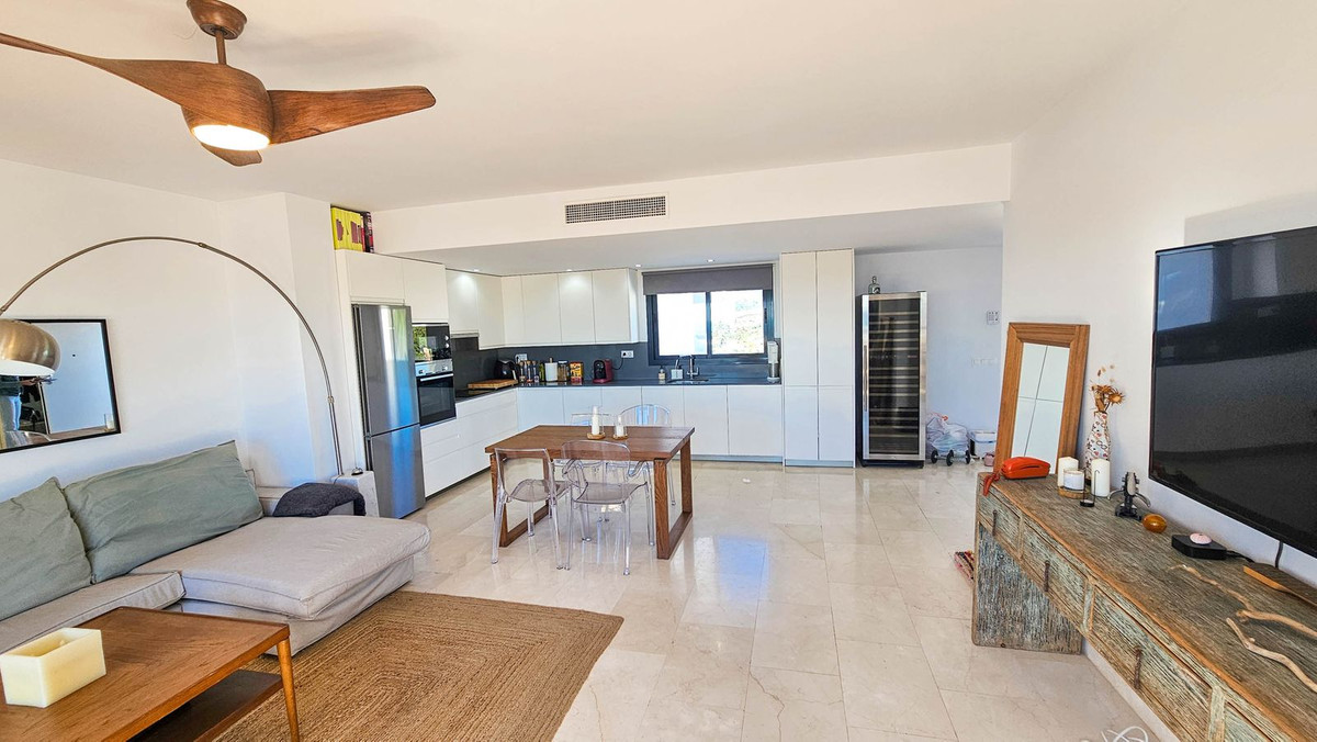 3 Bed, 2 Bath, ApartmentFor Sale, Casares Playa, Malaga