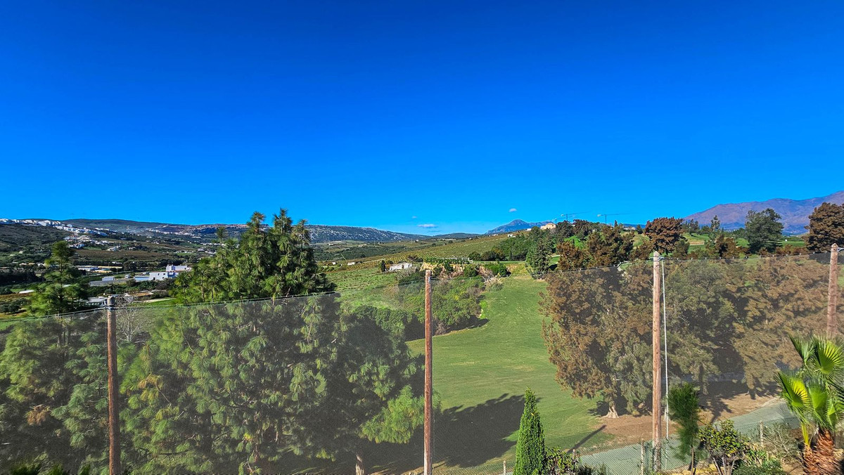 3 Bed, 2 Bath, ApartmentFor Sale, Casares Playa, Malaga