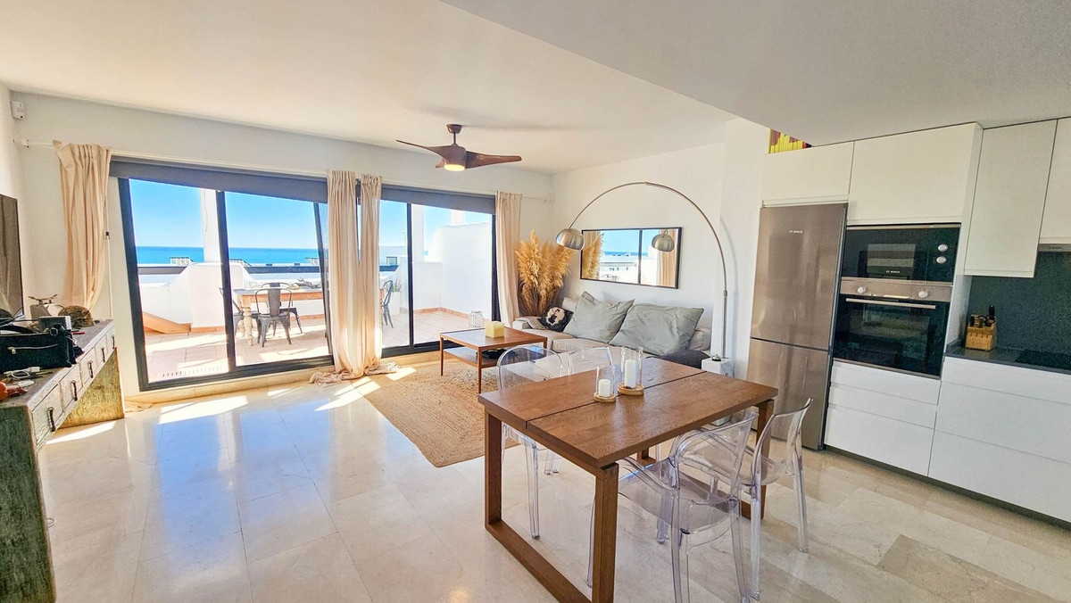 3 Bed, 2 Bath, ApartmentFor Sale, Casares Playa, Malaga