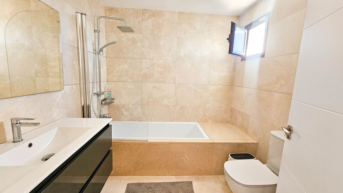 3 Bed, 2 Bath, ApartmentFor Sale, Casares Playa, Malaga