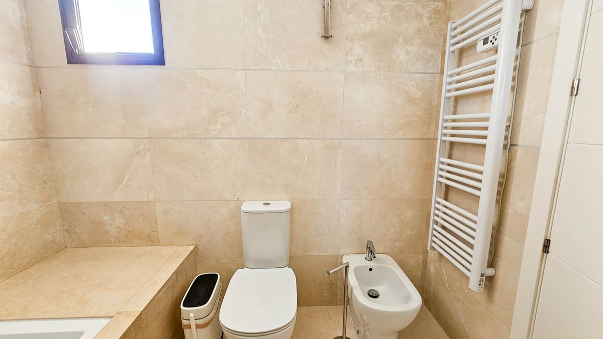 3 Bed, 2 Bath, ApartmentFor Sale, Casares Playa, Malaga