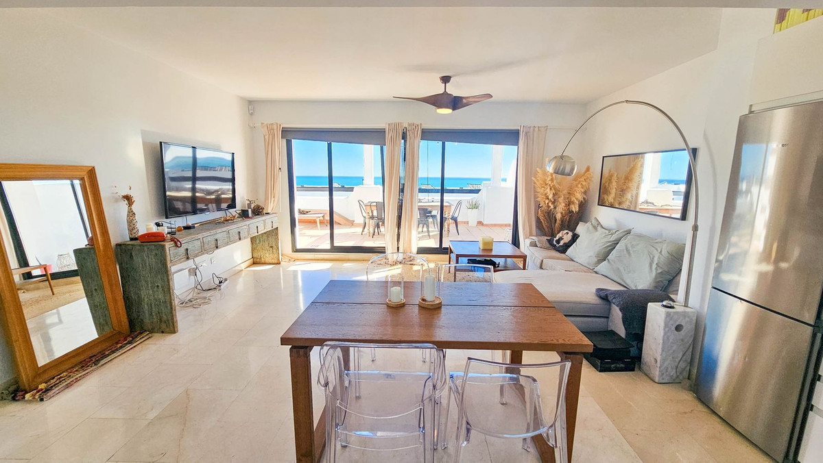 3 Bed, 2 Bath, ApartmentFor Sale, Casares Playa, Malaga