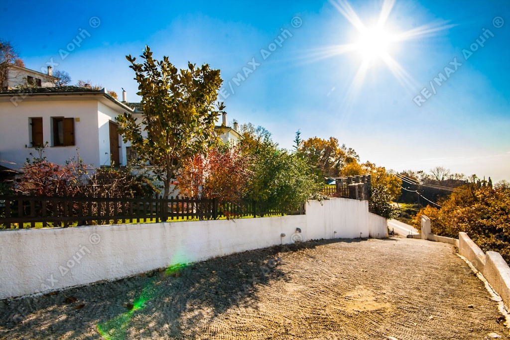 2 Bed, 1 Bath, HouseFor Sale, Center, Portaria, Magnesia