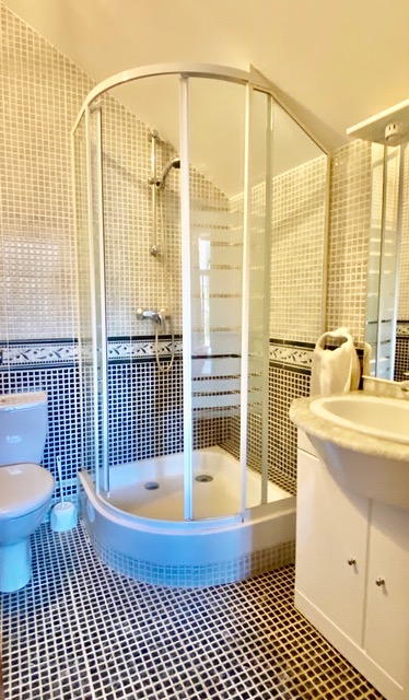 2 Bed, 2 Bath, ApartmentFor Sale, Lezignan Corbieres, Aude, Languedoc-Roussillon, 11700