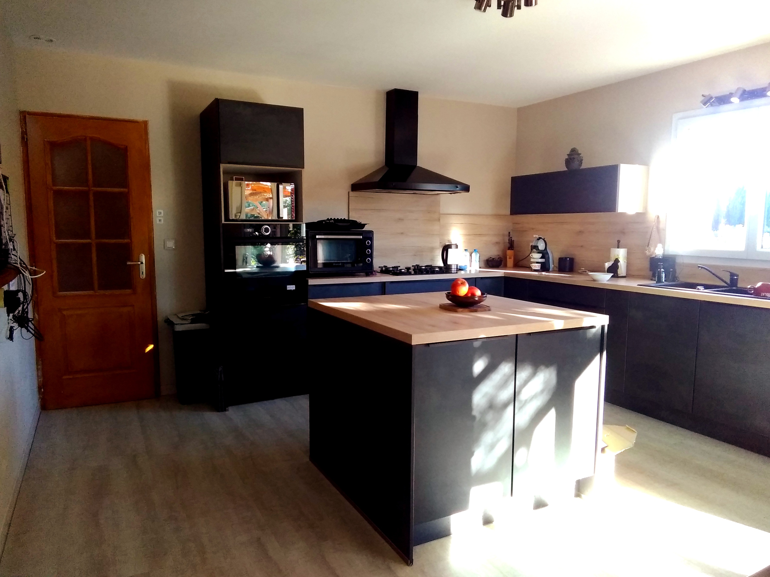 4 Bed, 1 Bath, HouseFor Sale, Puissalicon, Herault, Languedoc-Roussillon, 34480