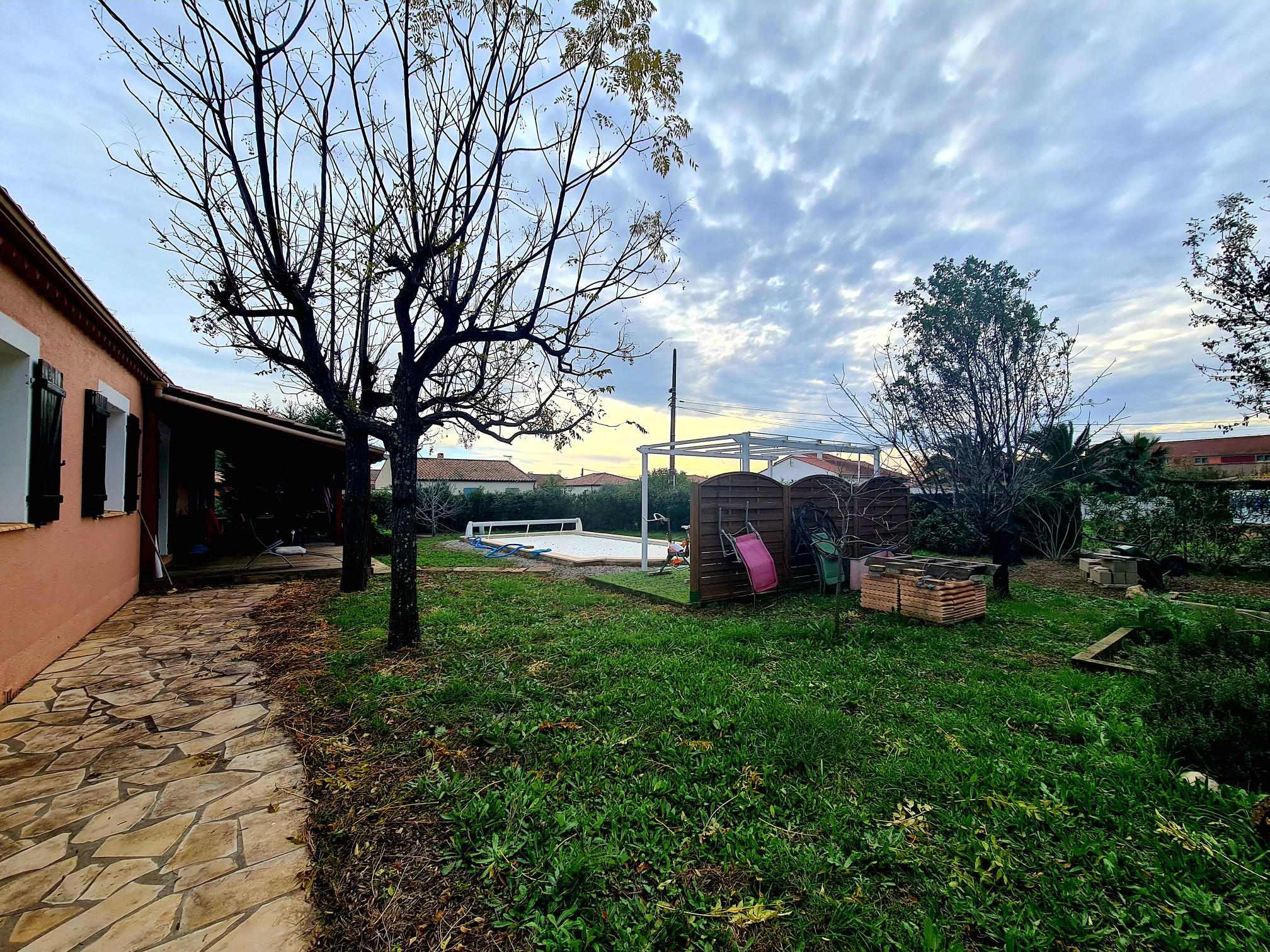 4 Bed, 1 Bath, HouseFor Sale, Puissalicon, Herault, Languedoc-Roussillon, 34480