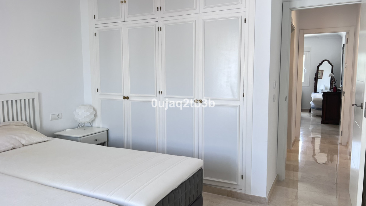 4 Bed, 3 Bath, ApartmentFor Sale, Nueva Andalucia, Malaga