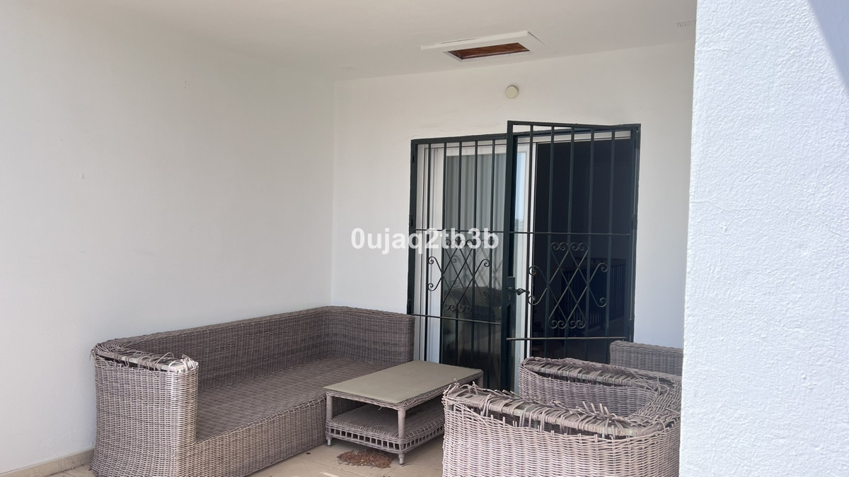 4 Bed, 3 Bath, ApartmentFor Sale, Nueva Andalucia, Malaga