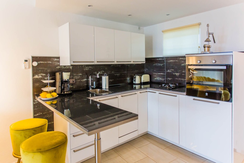 1 Bed, 1 Bath, ApartmentFor Sale, Marbella, Malaga