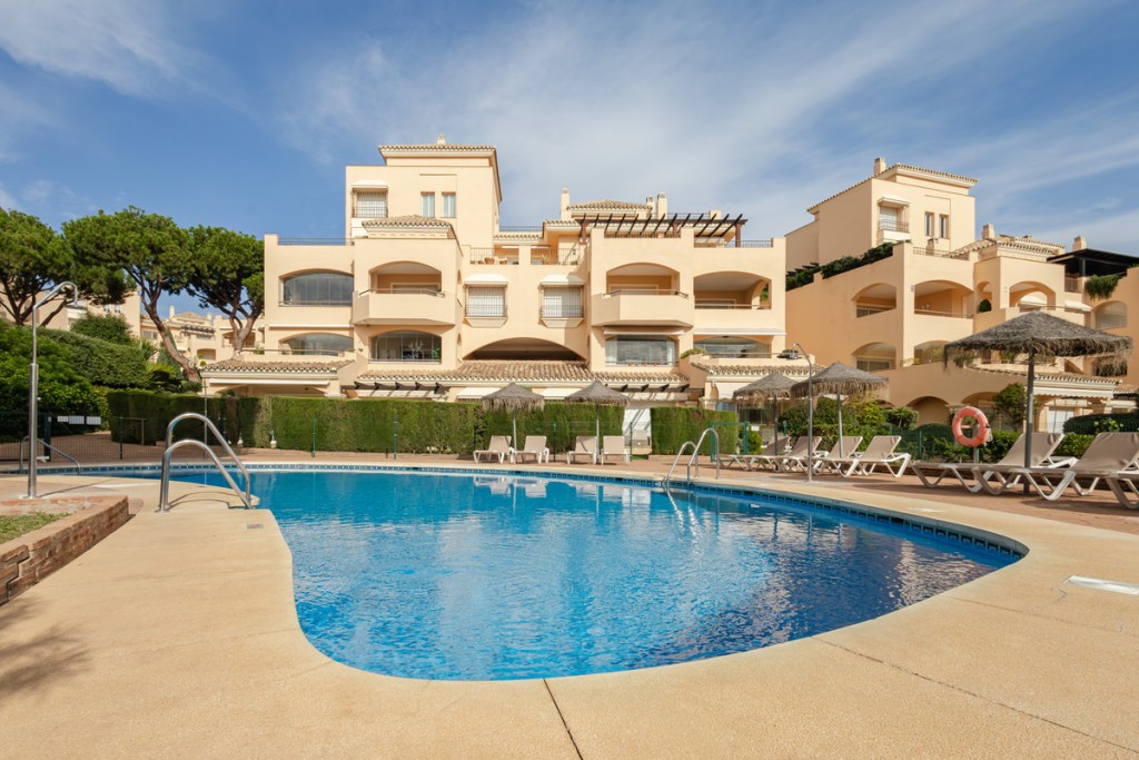 3 Bed, 2 Bath, ApartmentFor Sale, Marbella, Malaga