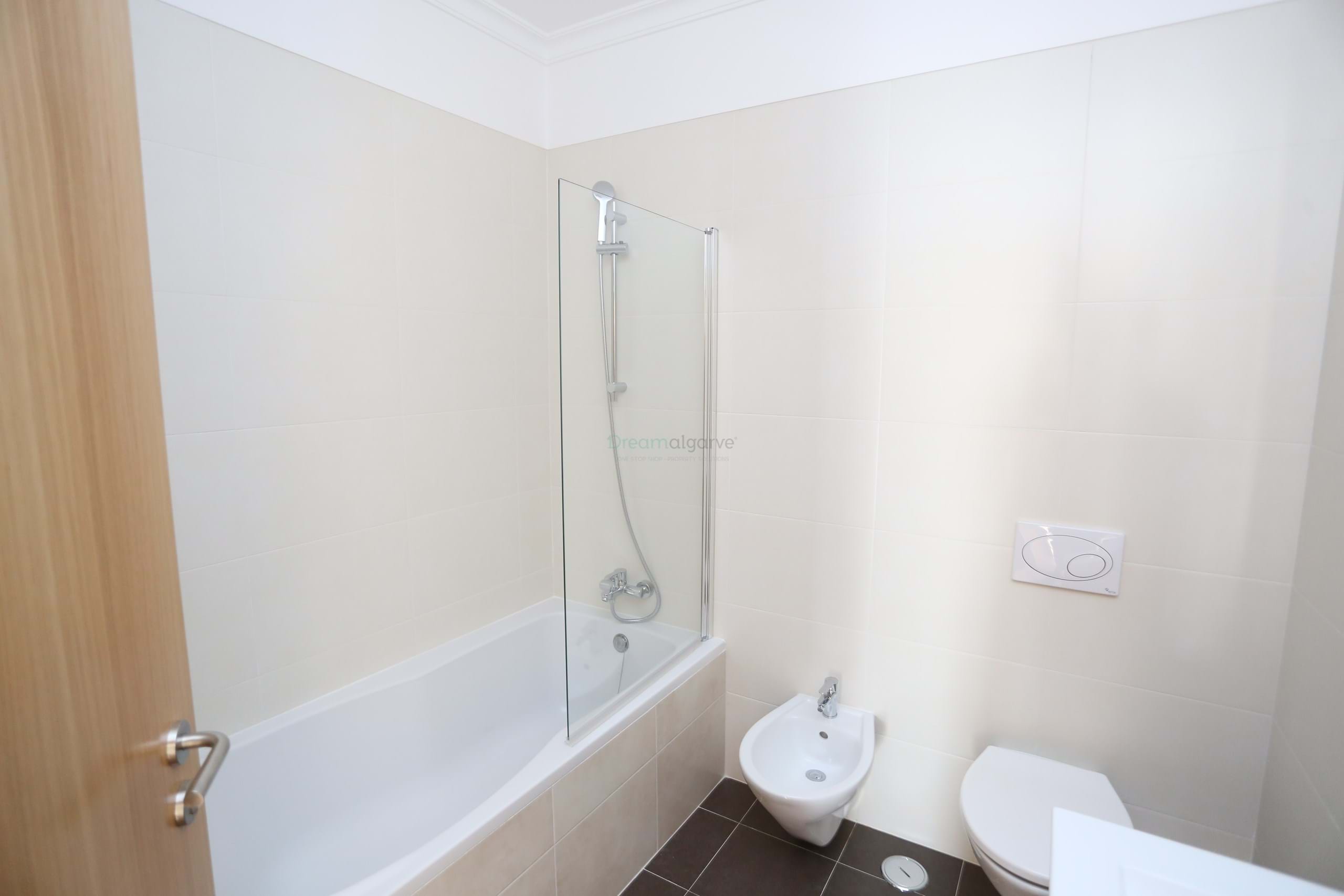 2 Bed, 2 Bath, ApartmentFor Sale, Lagos, Faro, 8600-708