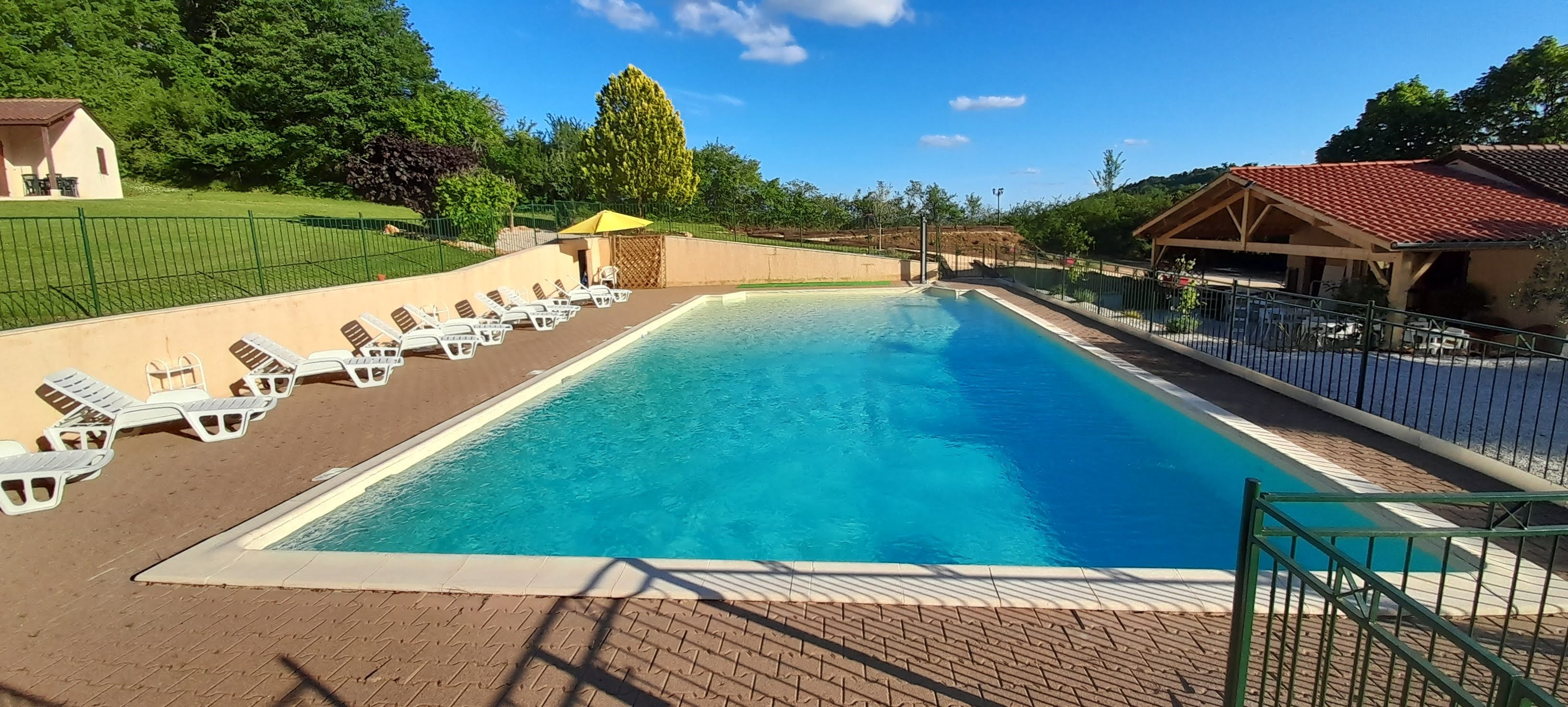 21 Bed, 10 Bath, HouseFor Sale, Cuzorn, Lot-et-Garonne, Aquitaine, 47500