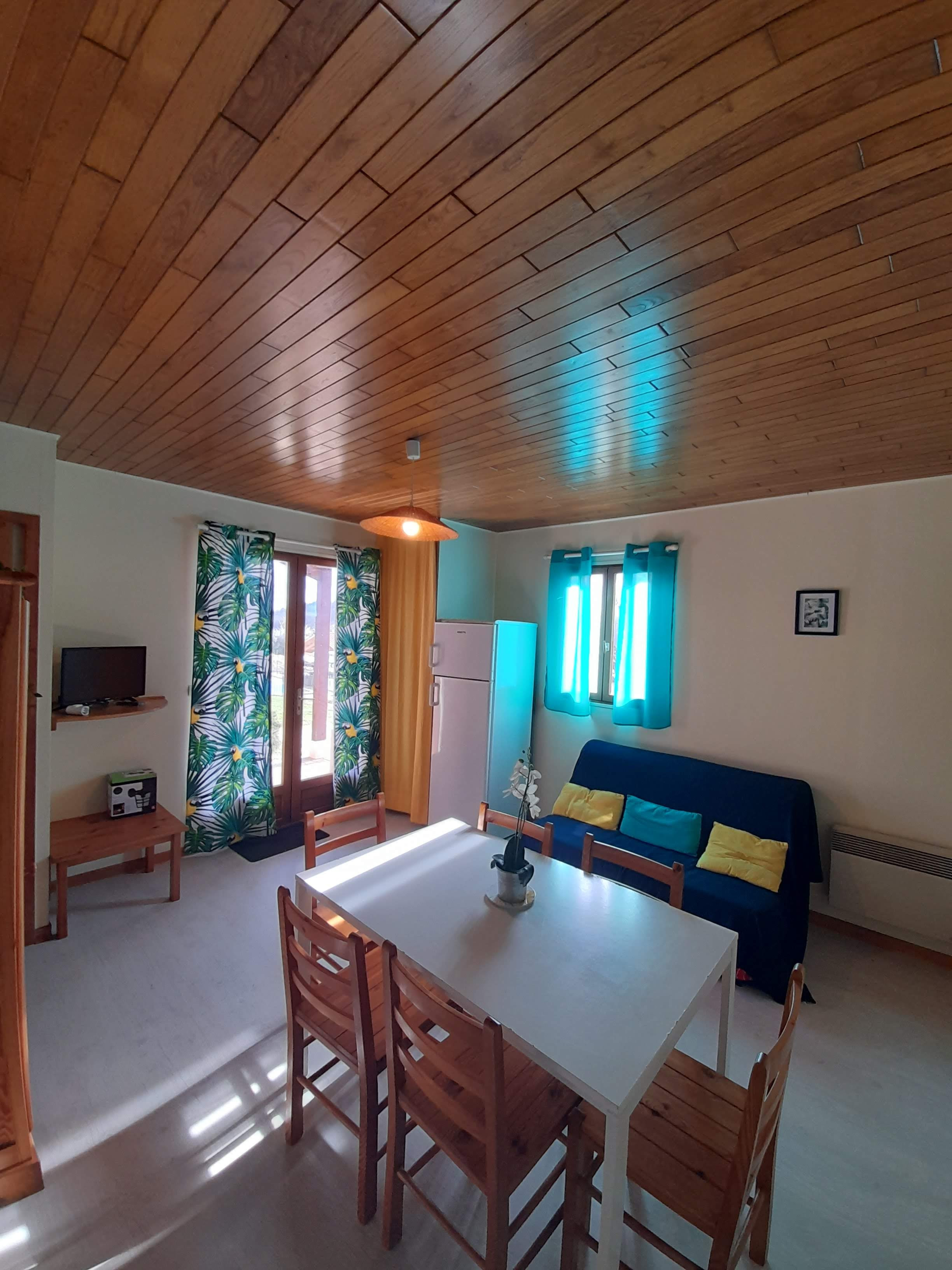 21 Bed, 10 Bath, HouseFor Sale, Cuzorn, Lot-et-Garonne, Aquitaine, 47500