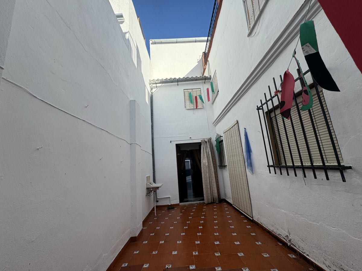 6 Bed, 2 Bath, HouseFor Sale, Pruna, Andalucia