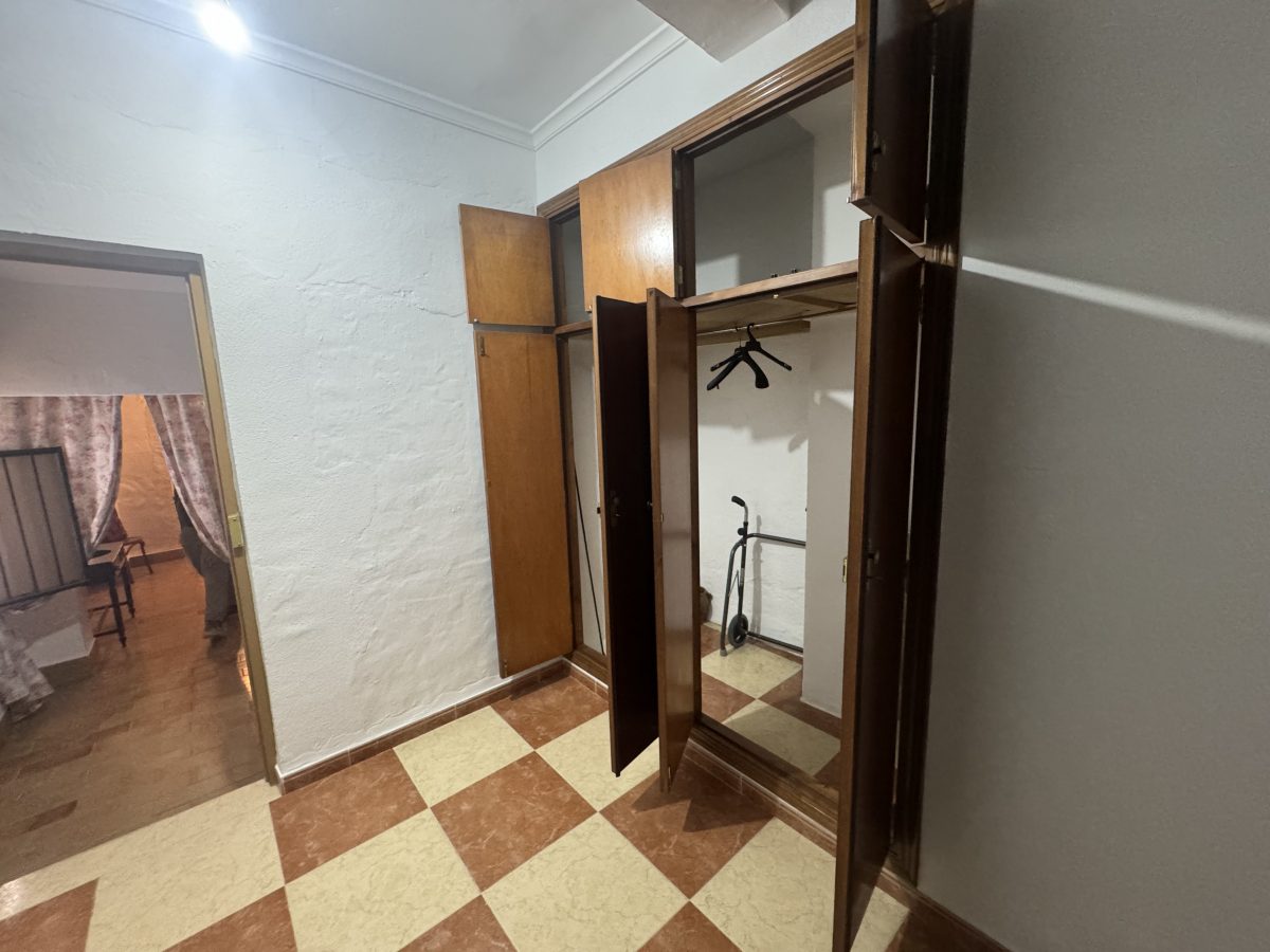 6 Bed, 2 Bath, HouseFor Sale, Pruna, Andalucia