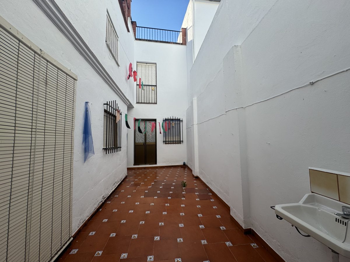 6 Bed, 2 Bath, HouseFor Sale, Pruna, Andalucia