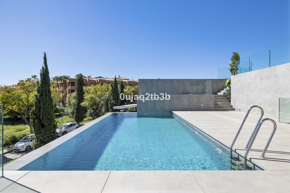 5 Bed, 5 Bath, HouseFor Sale, Los Flamingos, Malaga