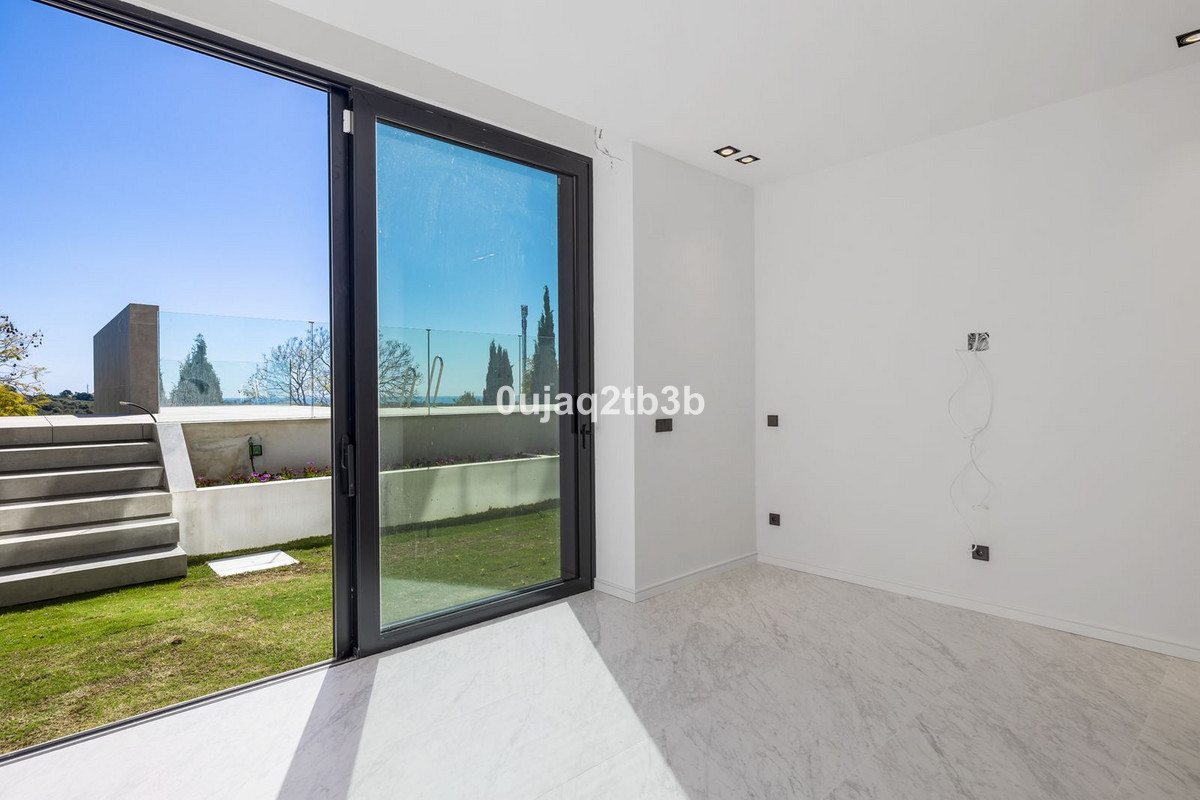 5 Bed, 5 Bath, HouseFor Sale, Los Flamingos, Malaga