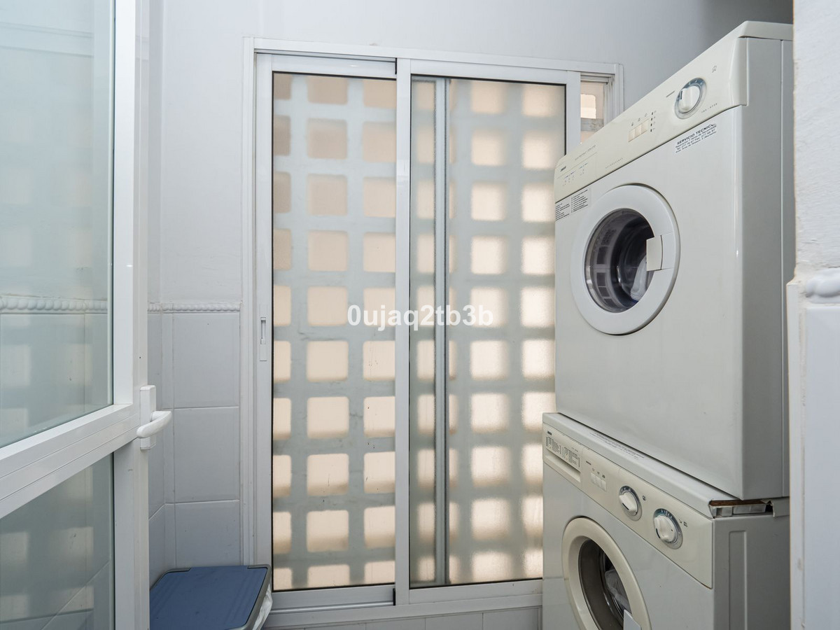 2 Bed, 2 Bath, ApartmentFor Sale, Puerto Banus, Malaga