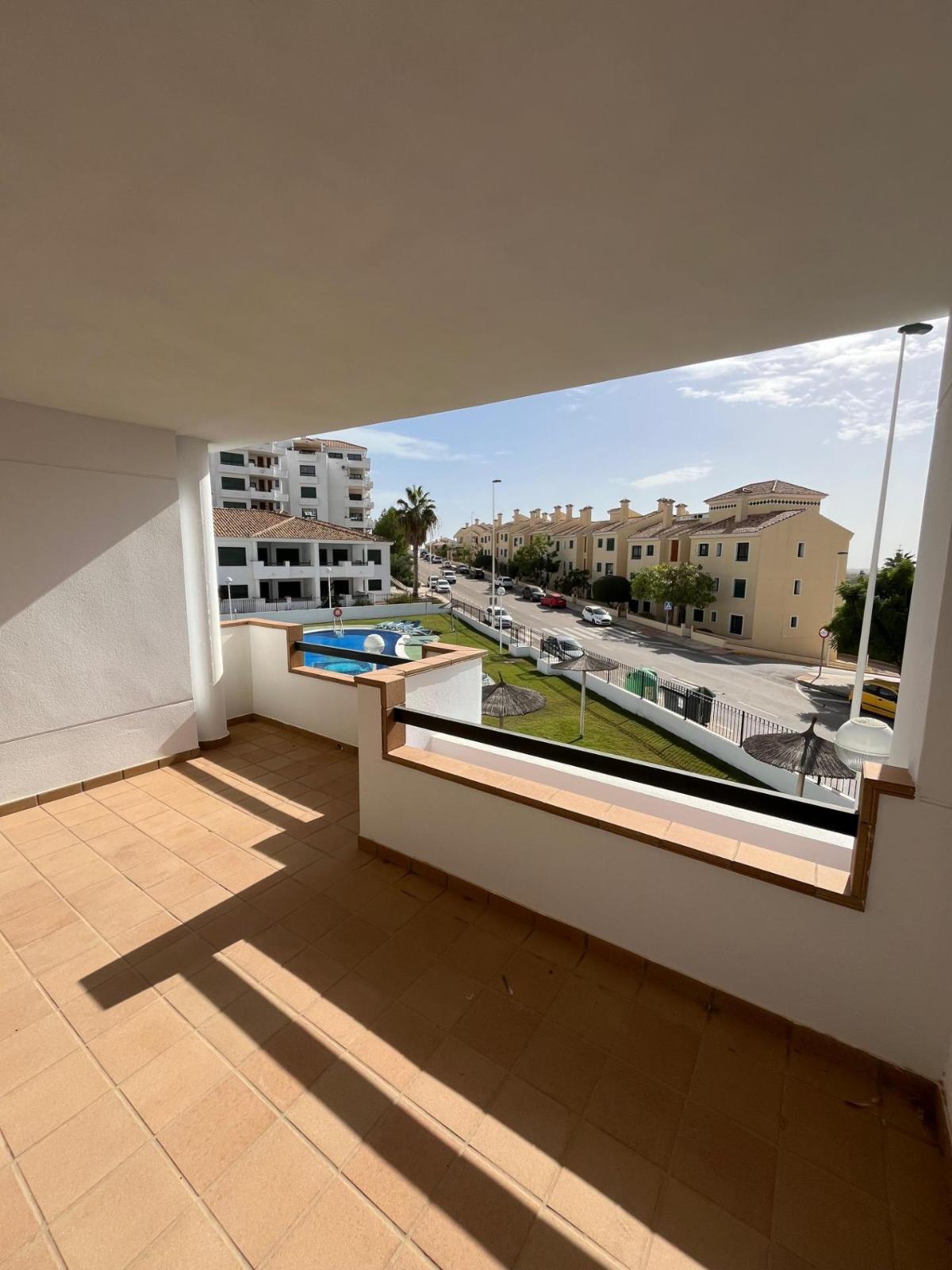 2 Bed, 2 Bath, ApartmentFor Sale, Lomas De Campoamor, Alicante