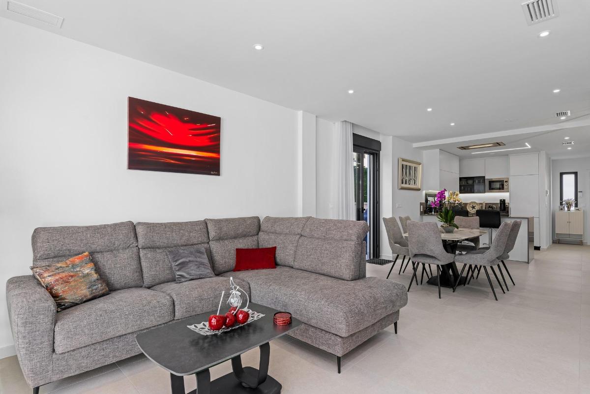 4 Bed, 4 Bath, HouseFor Sale, Guardamar Del Segura, Alicante