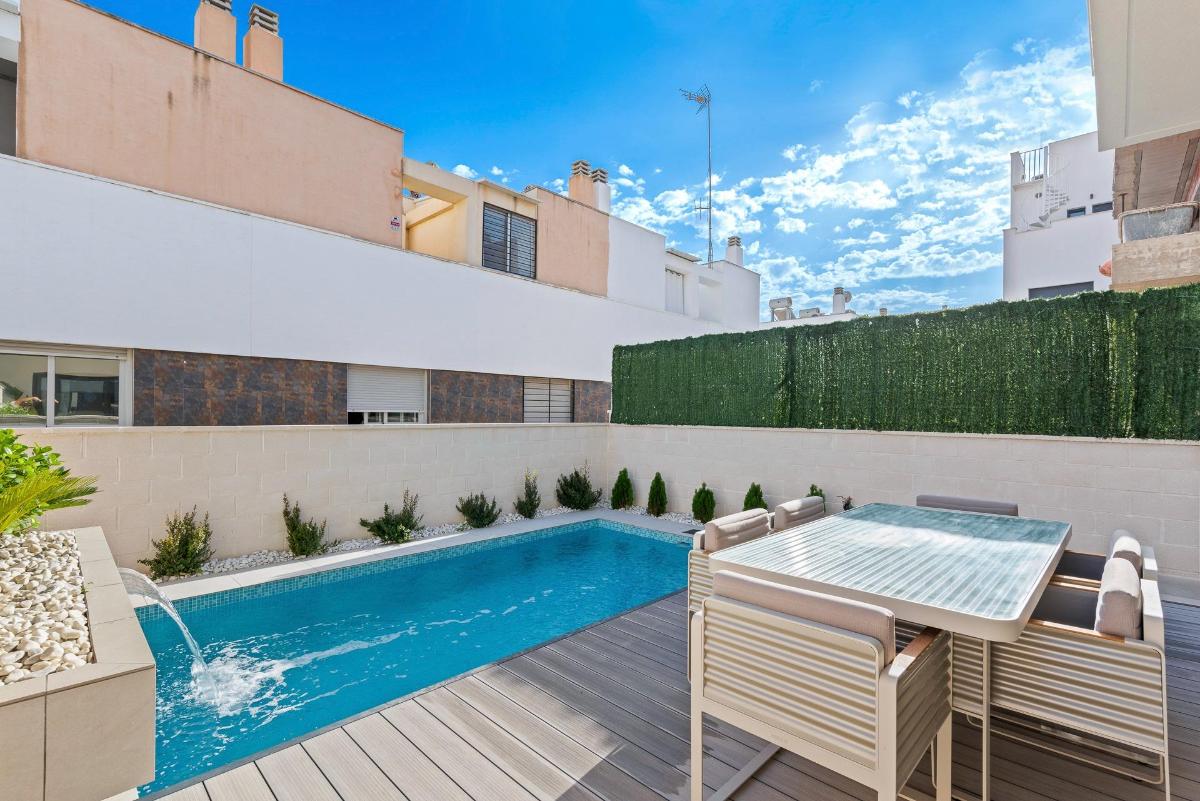 4 Bed, 4 Bath, HouseFor Sale, Guardamar Del Segura, Alicante