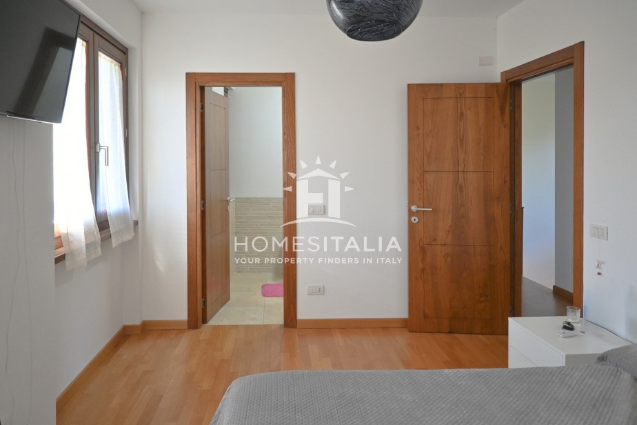 3 Bed, 4 Bath, HouseFor Sale, Orvieto, Terni, Umbria