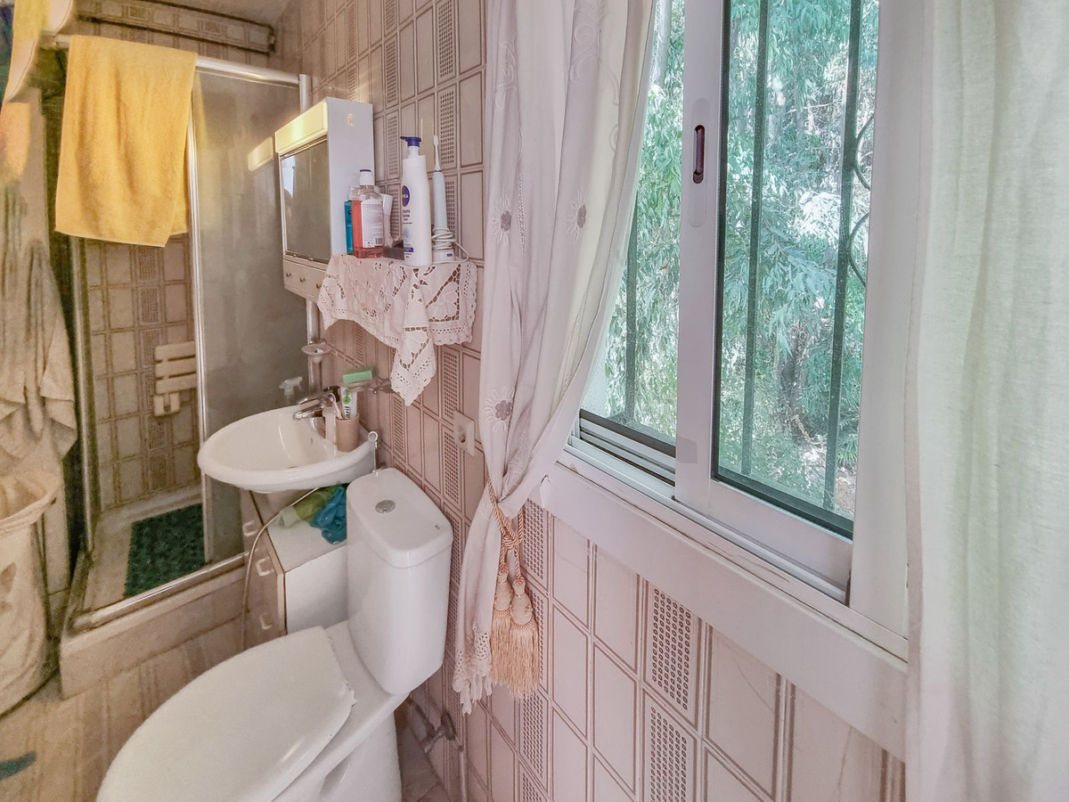 2 Bed, 2 Bath, HouseFor Sale, La Duquesa, Malaga 2 Bed, 2 Bath, HouseFor Sale, La Duquesa, Malaga