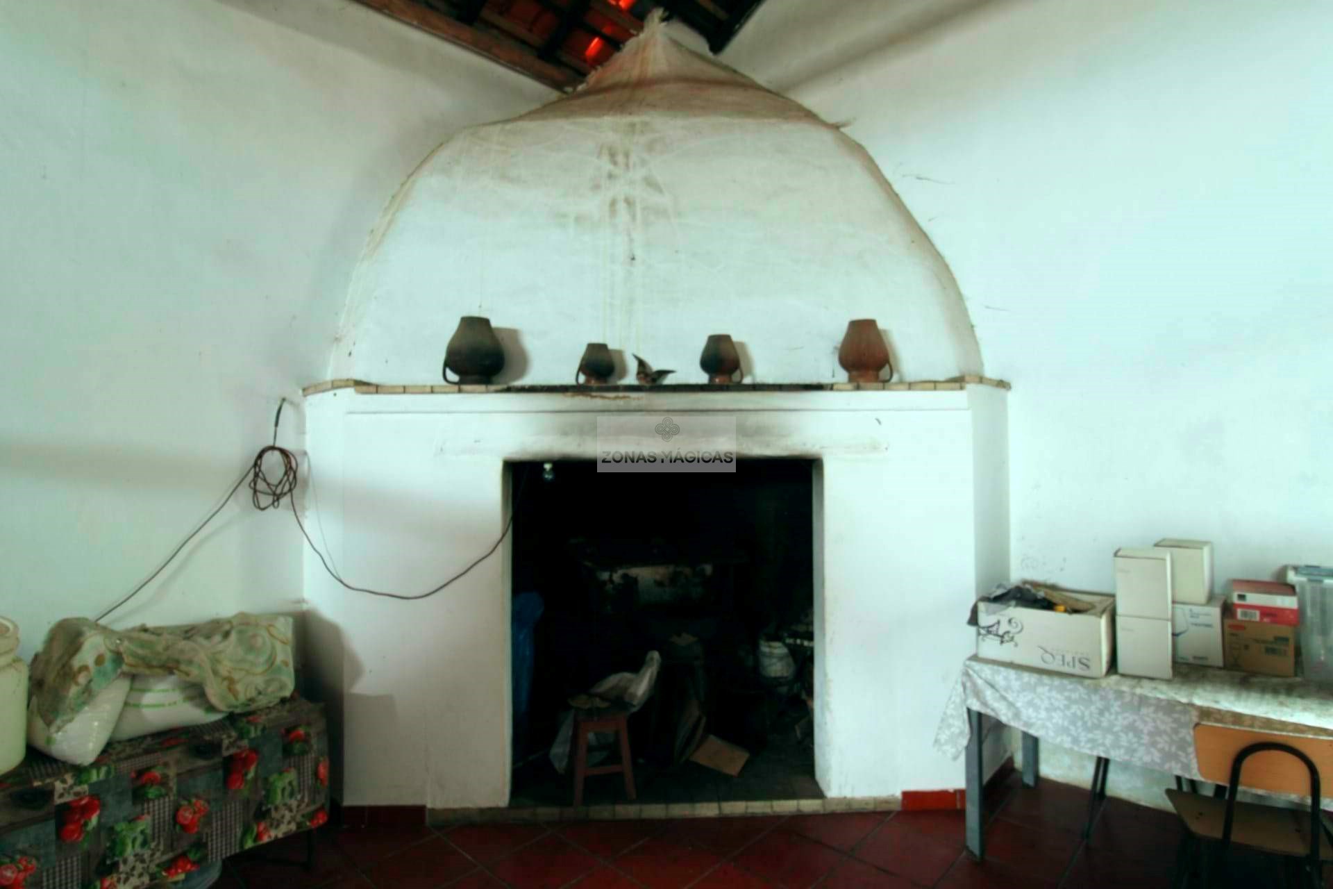 4 Bed, 2 Bath, HouseFor Sale, Vila do Bispo, Faro, 8650-409