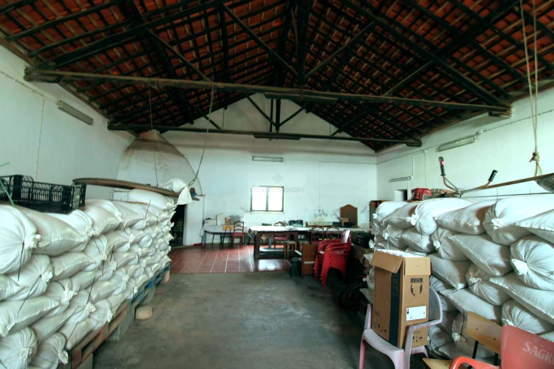 4 Bed, 2 Bath, HouseFor Sale, Vila do Bispo, Faro, 8650-409