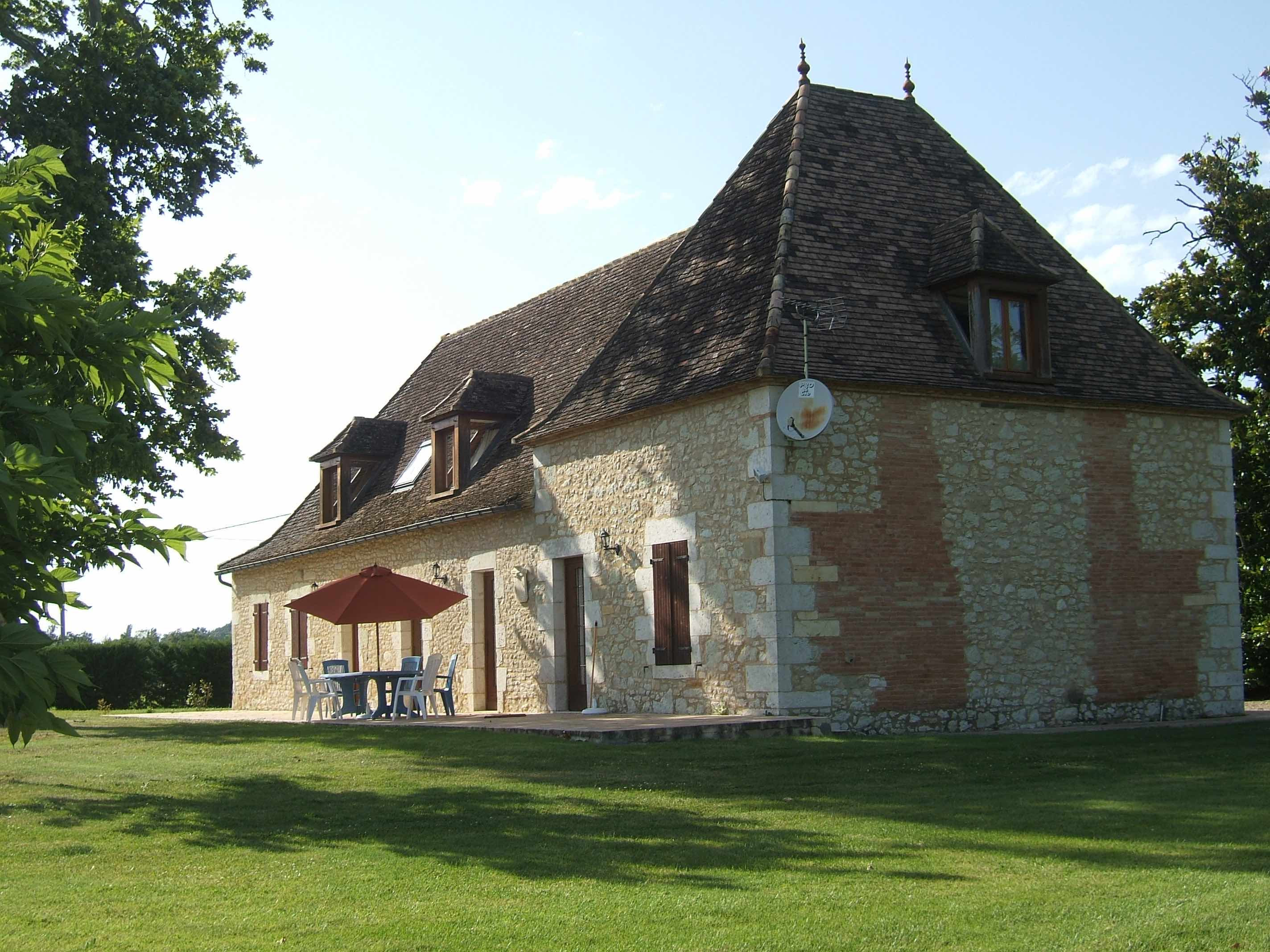 6 Bed, 1 Bath, HouseFor Sale, Saint-Quentin-Du-Dropt, Lot-et-Garonne, Aquitaine, 47330