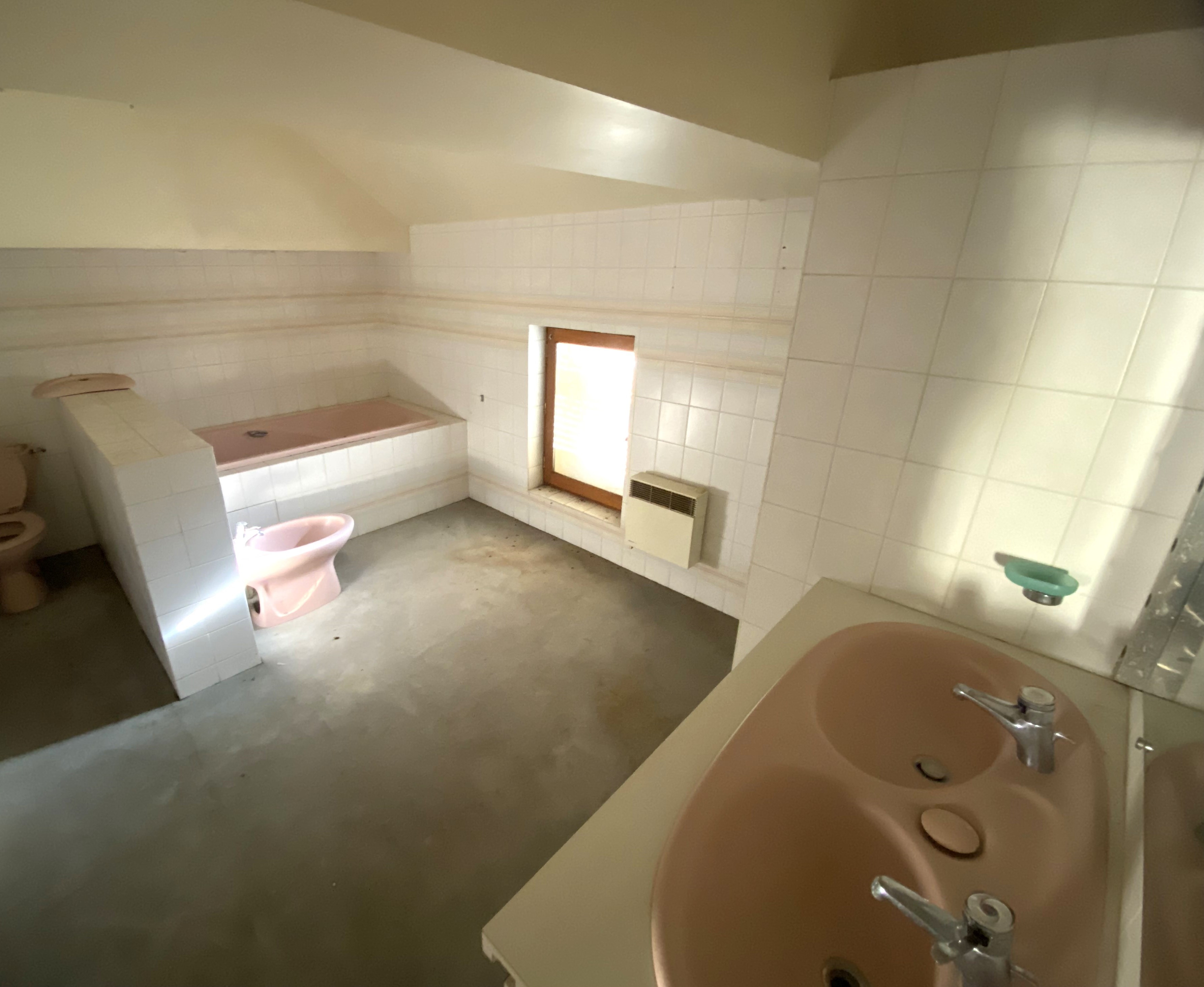 2 Bed, 1 Bath, HouseFor Sale, Saint-cyprien, Dordogne, Aquitaine, 24220